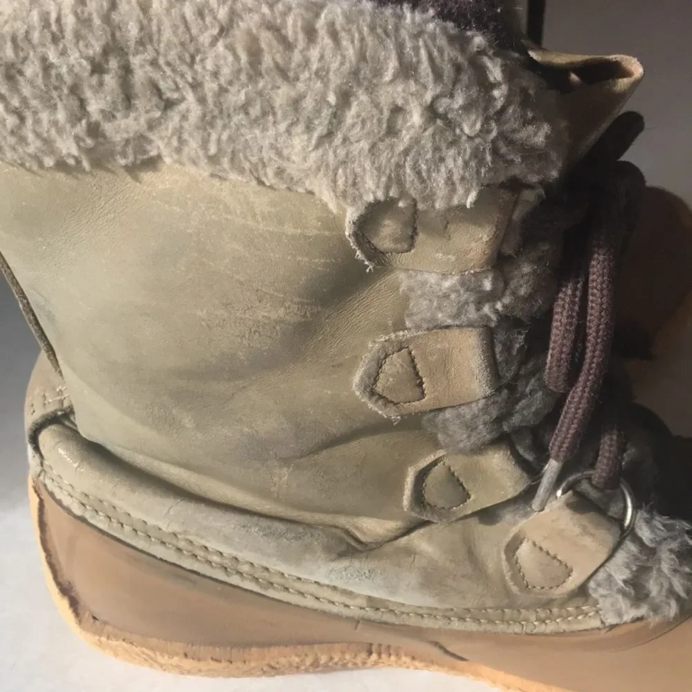 Vintage Women's Sorel Nanook Boots Size 9 Wool Lined Fur Winter Snowmobile